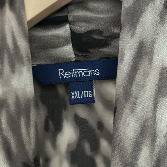 Rietman‘s sheer 3/4 sleeve open front cardigan, black and gray print. Size XXL. - Picture 2 of 6